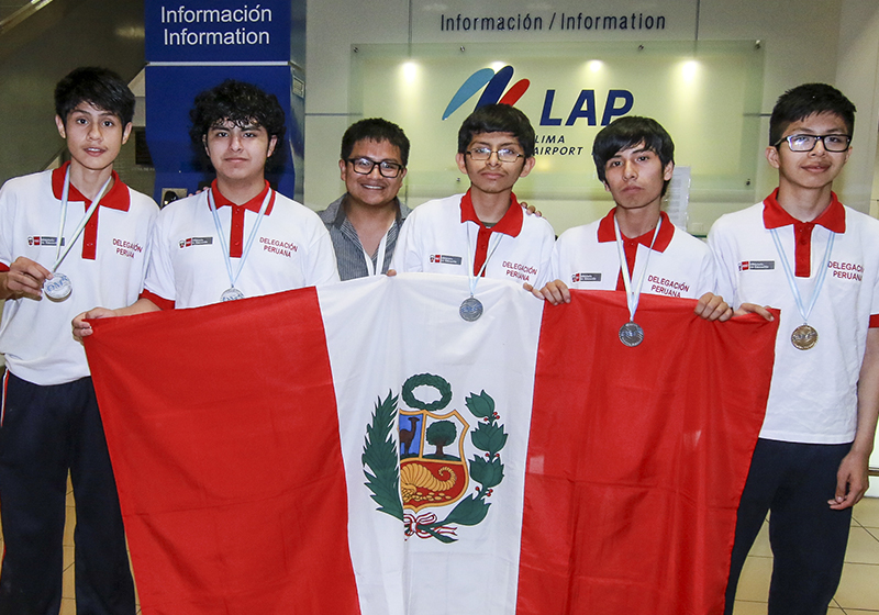 Perú campeón en olimpiada internacional de matemática 