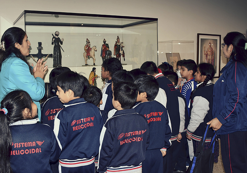Visita guiada al Museo Nacional de la Cultura Peruana